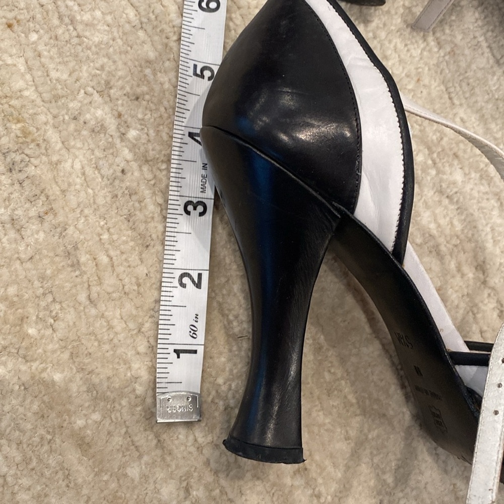 Via Spiga White and Black Peep-Toe Heels - Picture 7 of 10